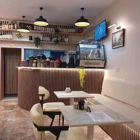 Hotell Guler & Cafe Istanbul