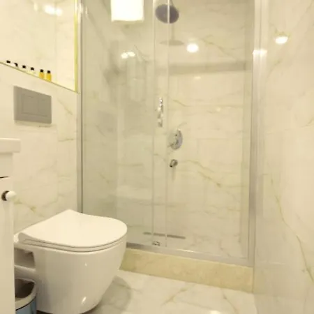 Guler & Cafe Hotel Istambul